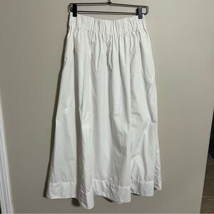Abercrombie and Fitch White Full Length Gathered Maxi Skirt size small